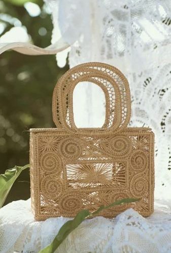 437F710E-22DB-455F-BF2D-F4453039AF61 Cofre Camel