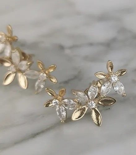 Flora Gold Earrings
