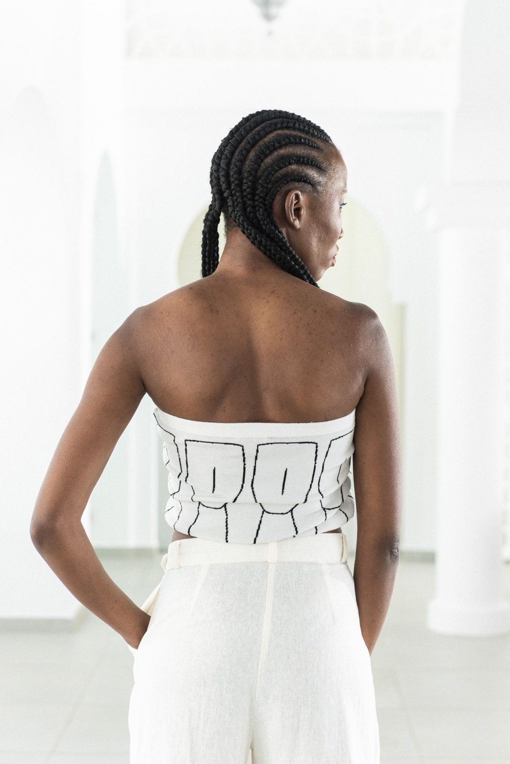 Strapless Figures White