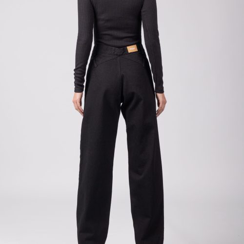 Doris Rip Top -Black