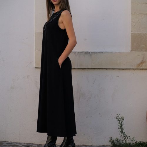 Sleeveless Black Dress