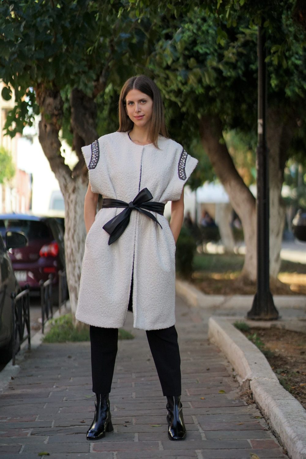 Sleeveless Vanilla Coat