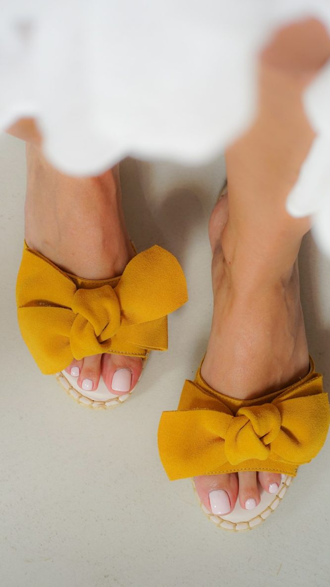 Bow Suede Flats- Yellow