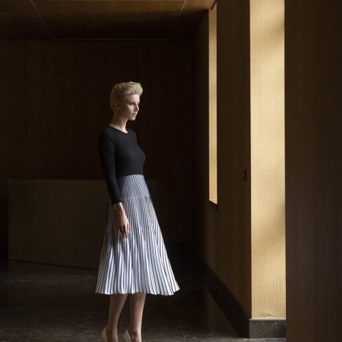 IMG-094e996bbb4404c01396e31250e7d115-V-1 Sweet Orange Sweater