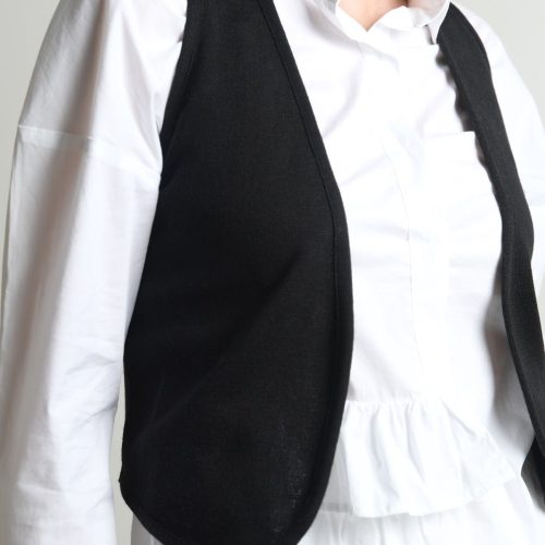 Black Short Vest