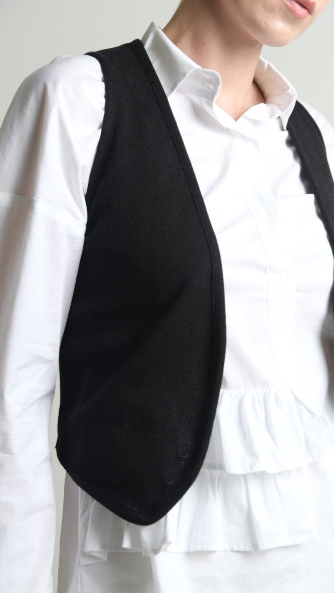 Black Short Vest