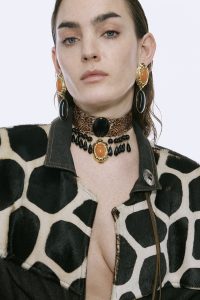 1981 T-shirt Red Embossed T-Shirt