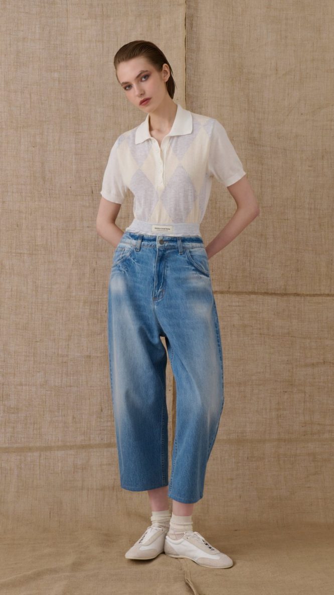 Loose-Fitting Denim Pants