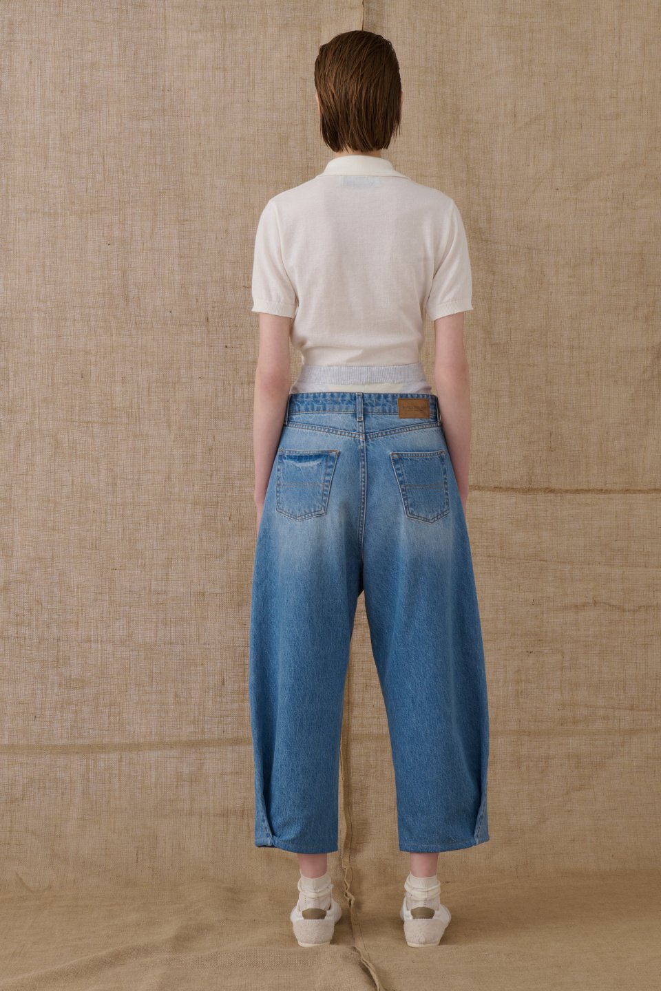 Loose-Fitting Denim Pants