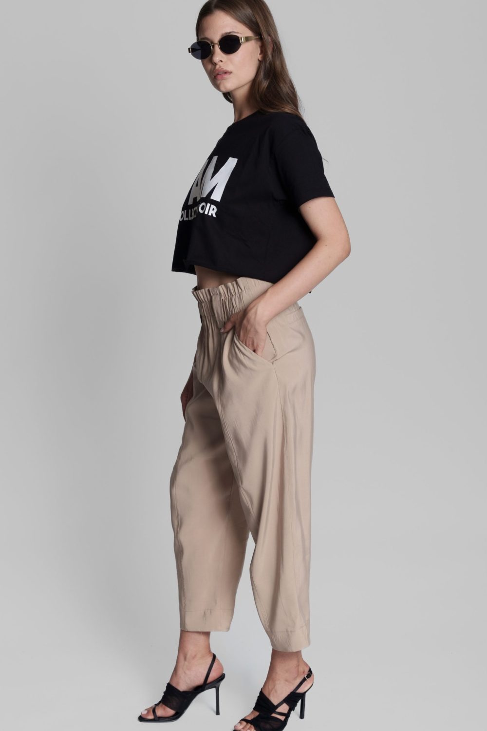 I am Bold Crop Tee Black