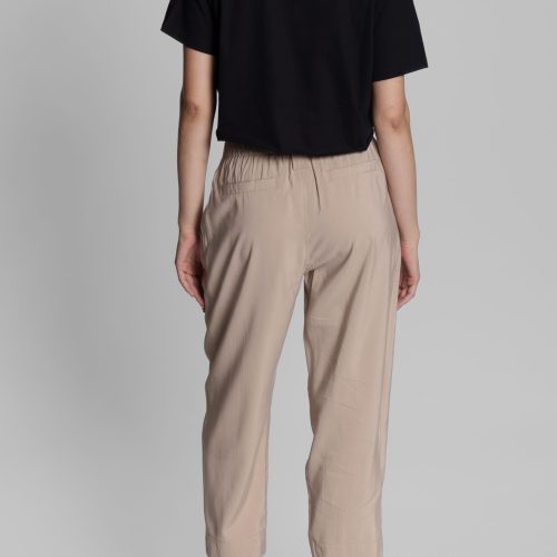 I am Bold Crop Tee Black