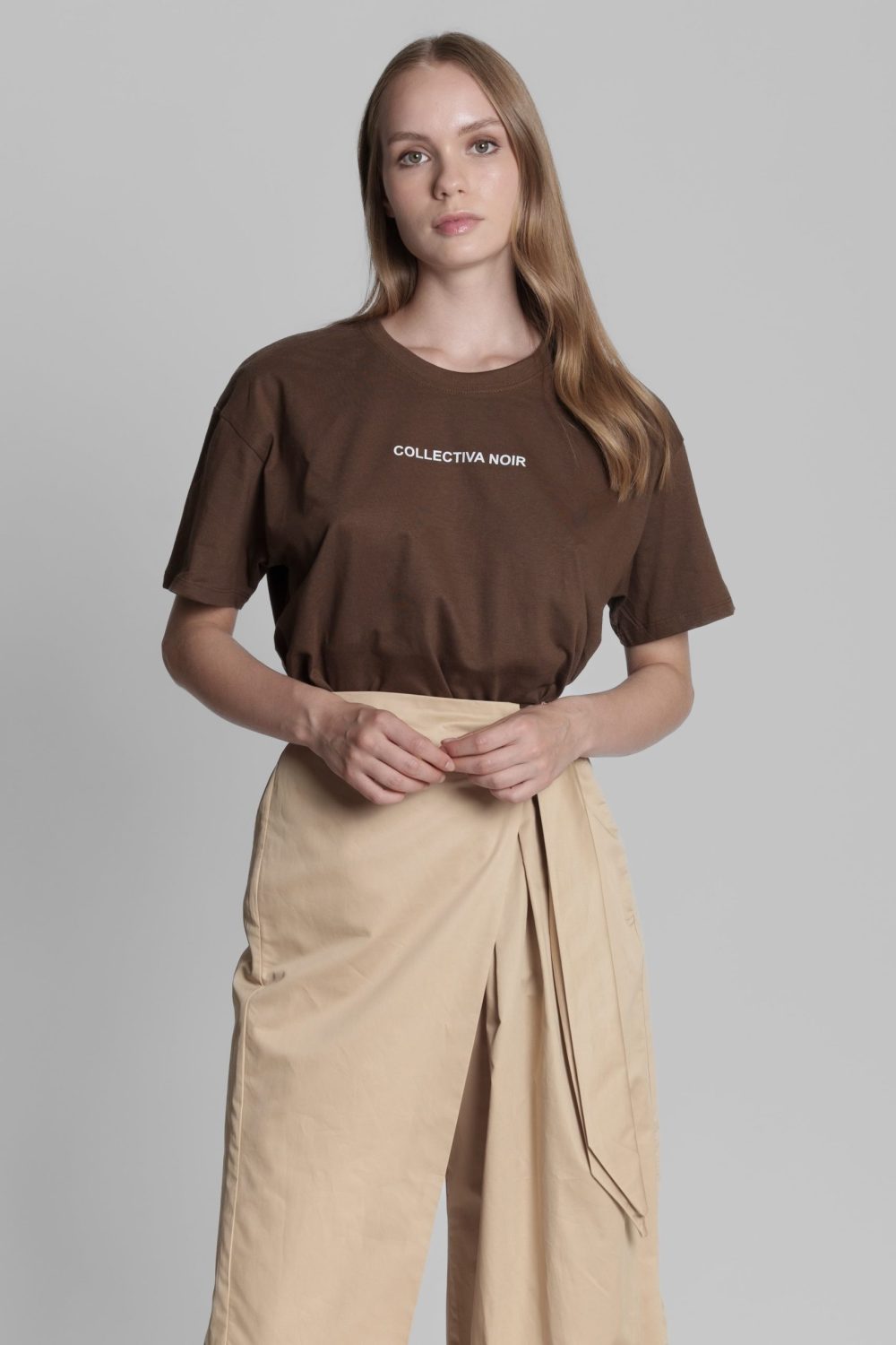 I am Bold Crop Tee Black