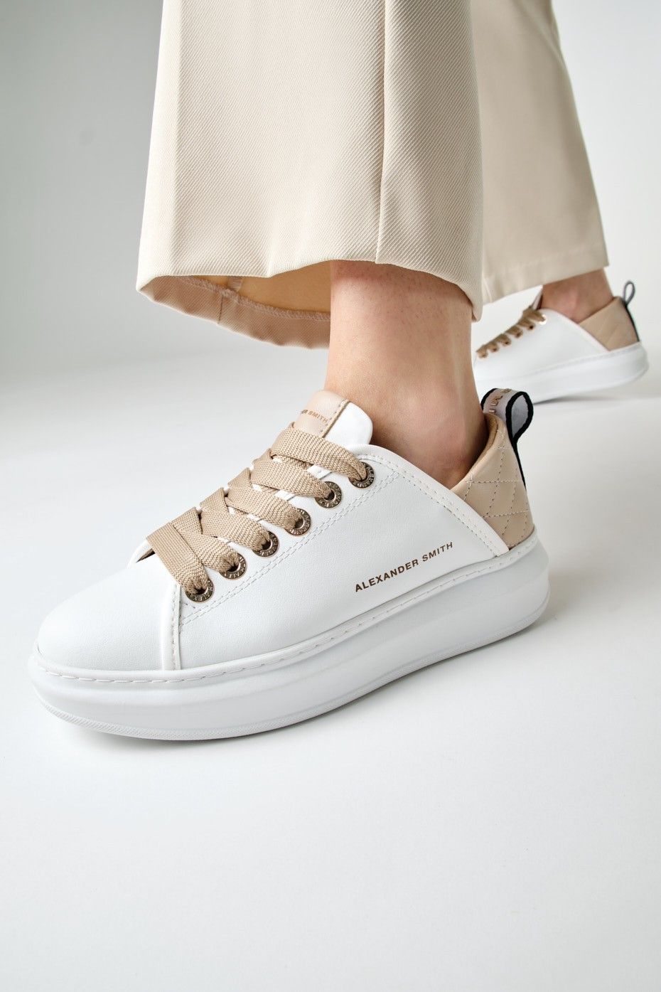 Wembley Woman - White Camel