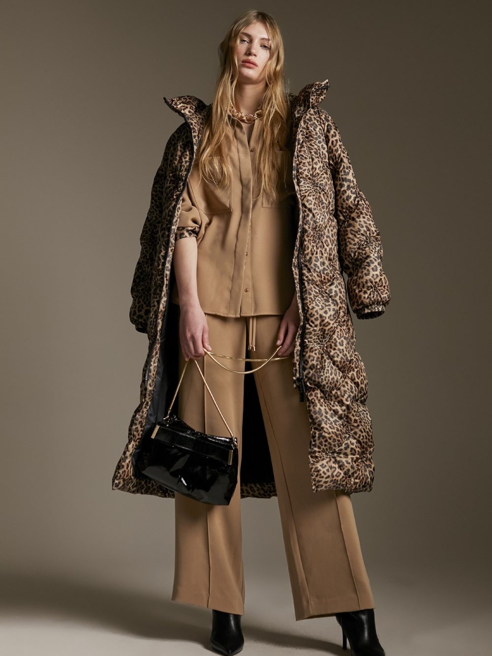 Puffer Coat With Contrast Lining