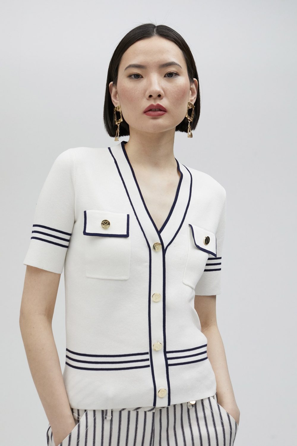 Two-Tone Short-Sleeved Sweater