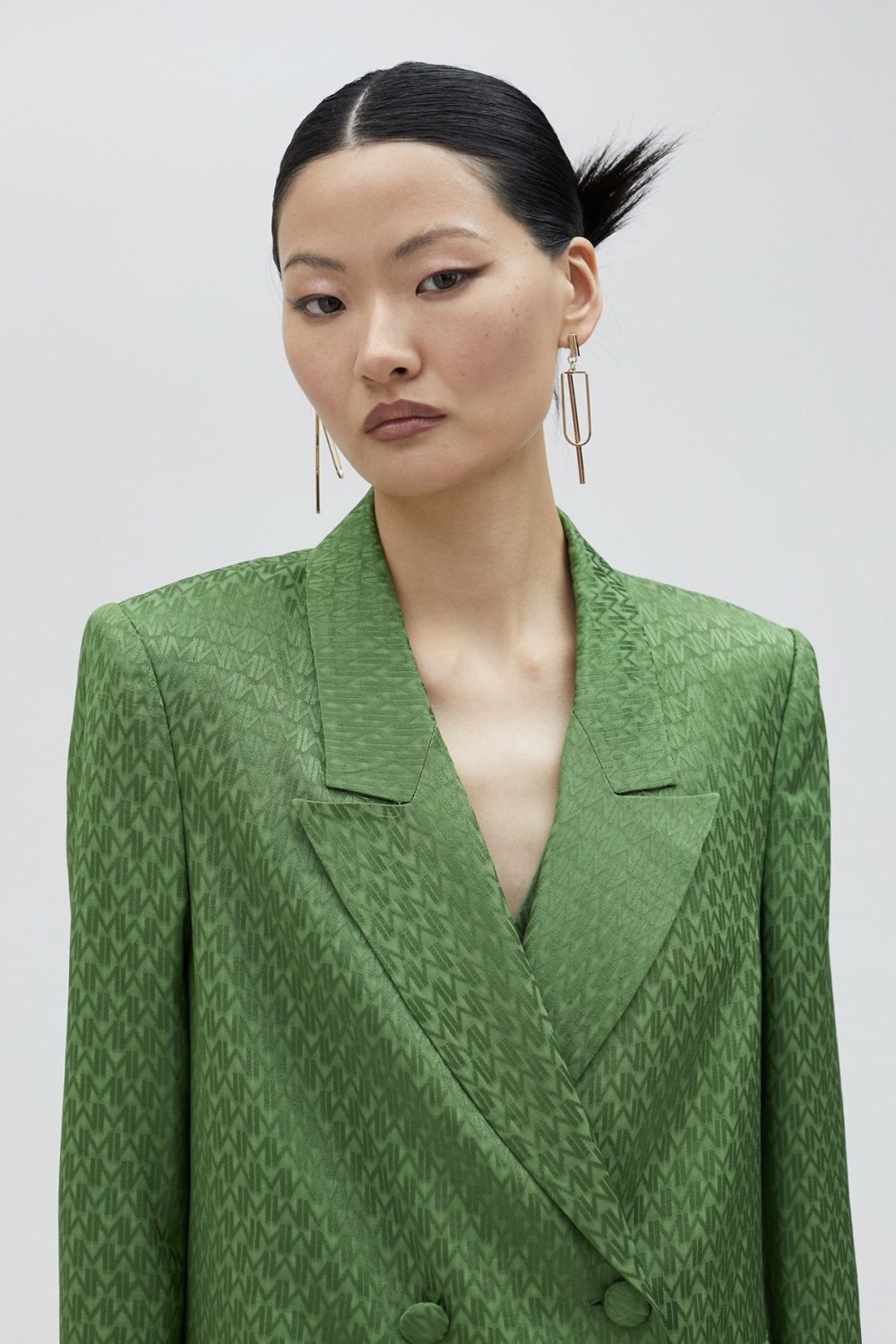 Flowing Jacquard Blazer