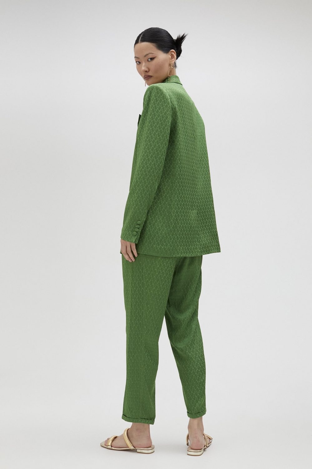 Flowing Jacquard Blazer