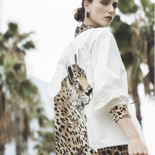 Long Shirt With Tiger Print On The Back