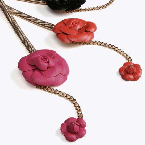 Stretch Metal Belt with Faux Leather Red Flowers