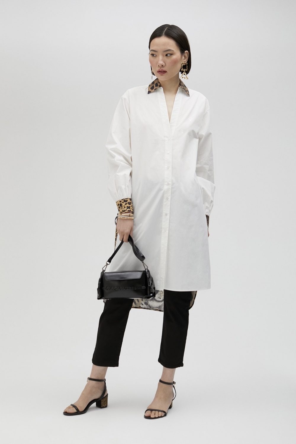 Long Shirt With Tiger Print On The Back