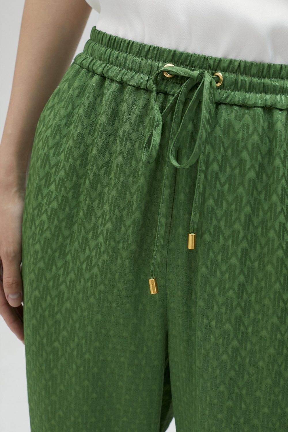 Flowing Jacquard Blazer