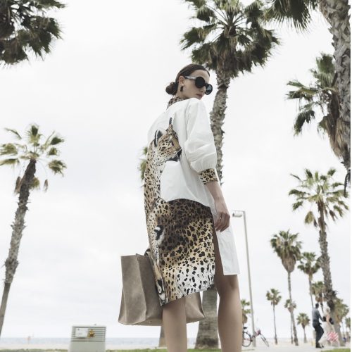 Long Shirt With Tiger Print On The Back