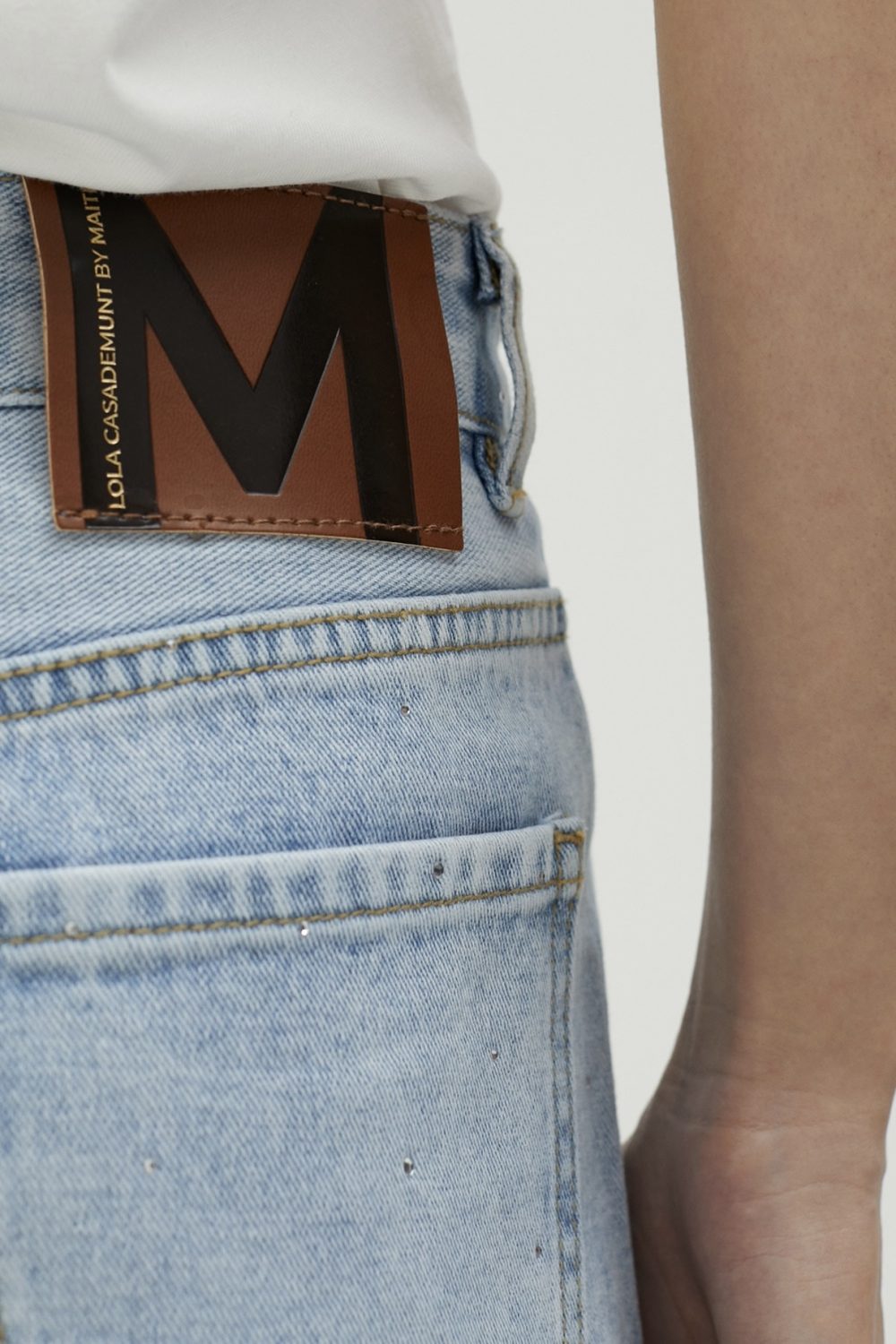 Jeans with Rhinestones