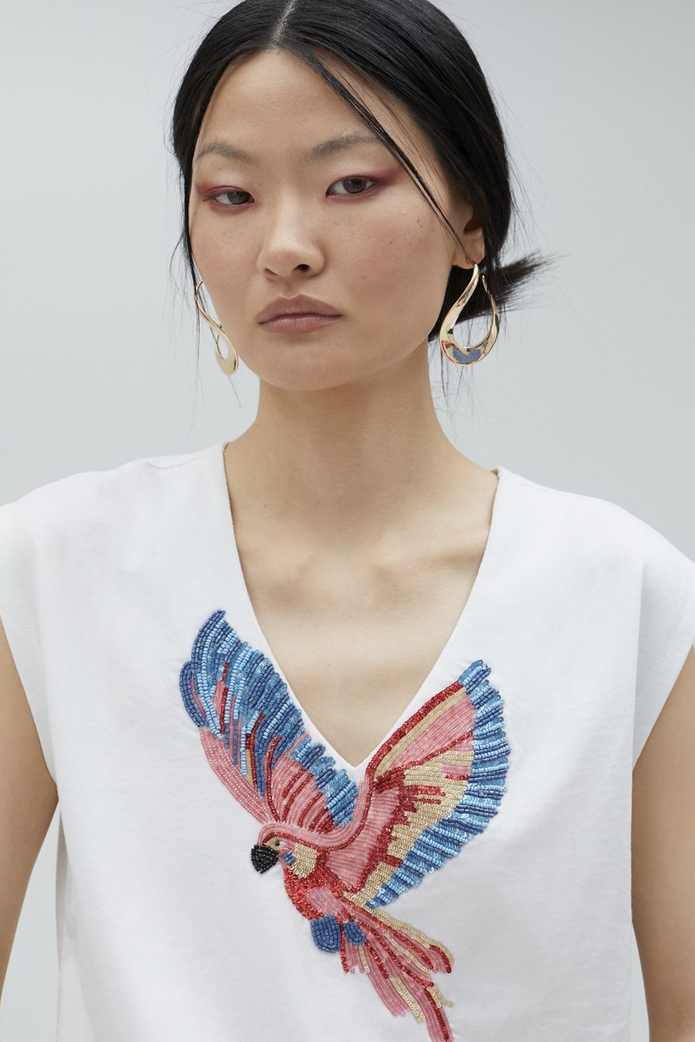 T-shirt with Rhinestone Bird