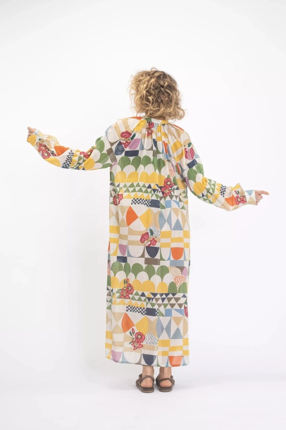 εικόνα-4-1 LAKSHMI SEVENTIES PATTERN DRESS