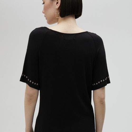 Short-Sleeved Studded T-Shirt