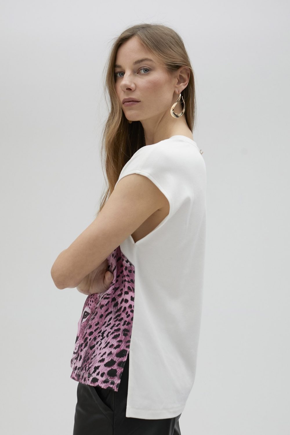 Pink Leopard t-shirt