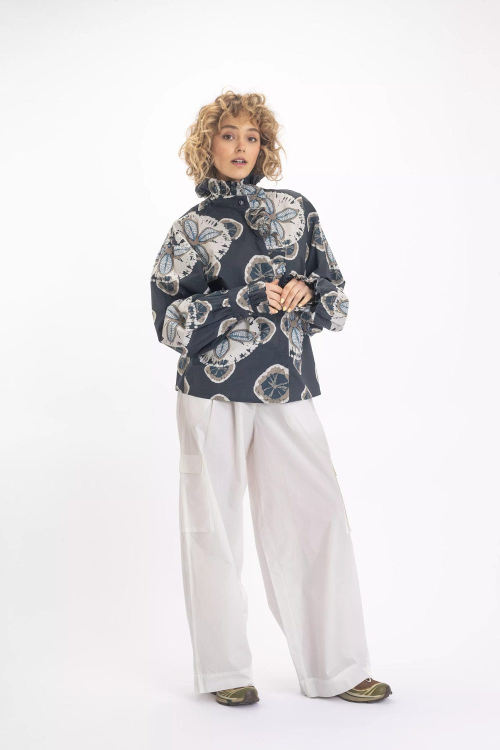 εικόνα-6-scaled Vishnu Floral Print Charcoal Shirt