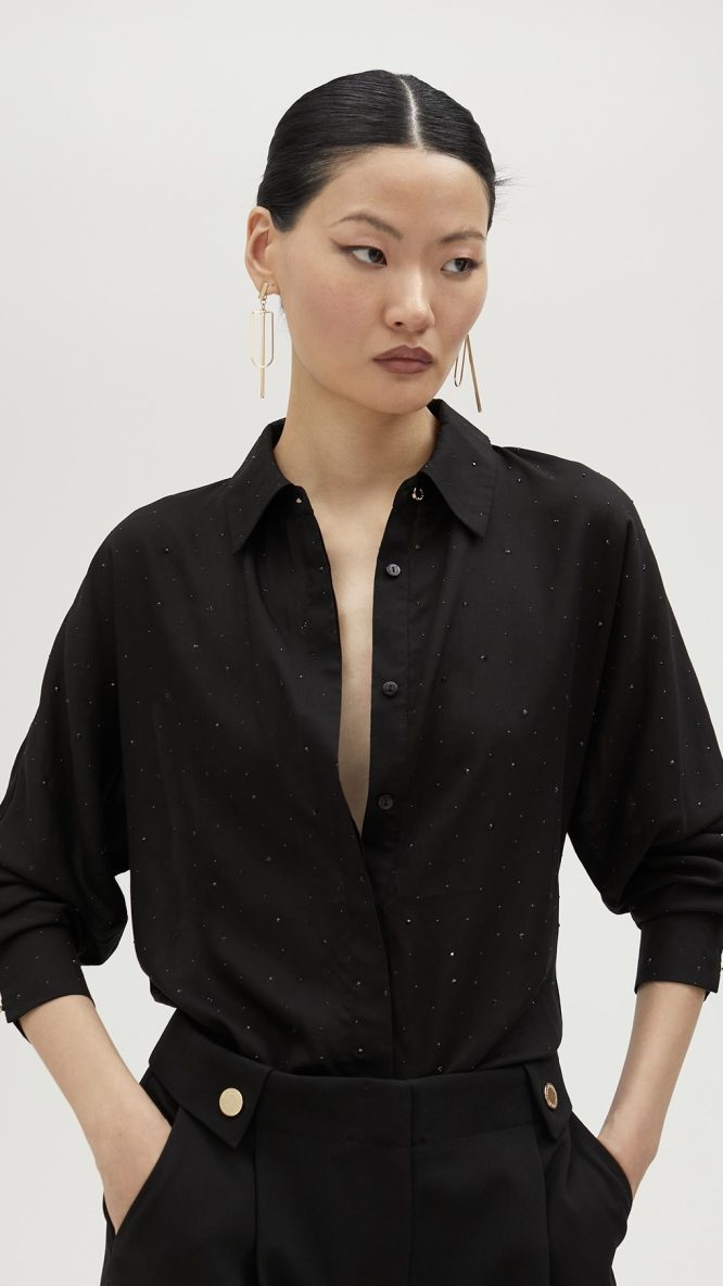 Black Shirt With Rhinestone Retail