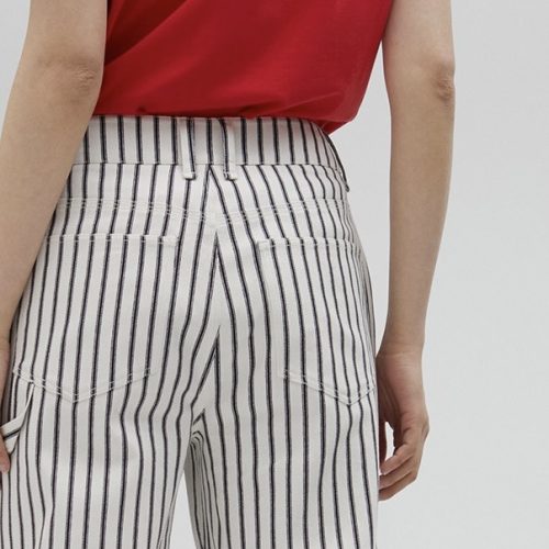 1981 T-shirt Red Embossed T-Shirt