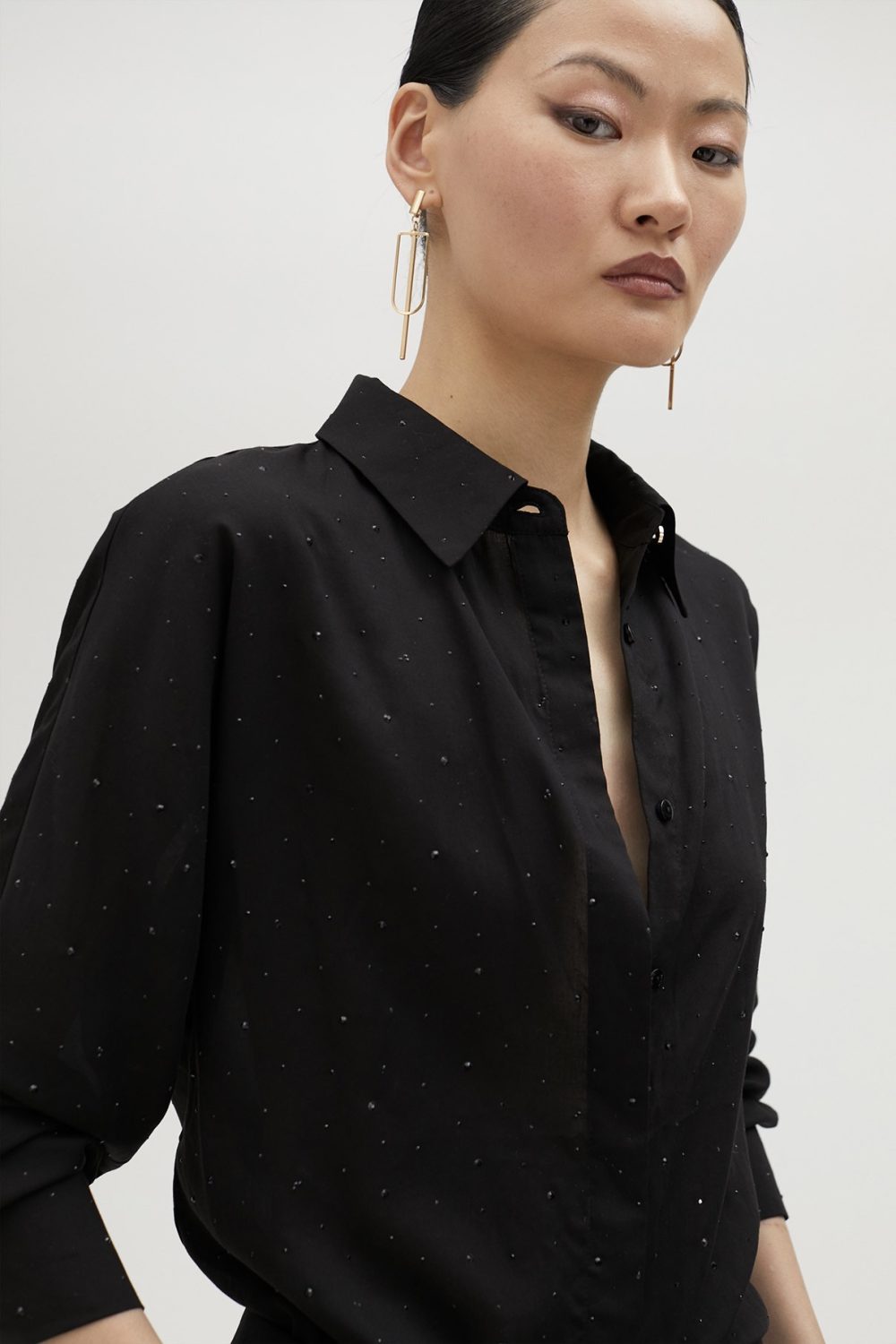 Black Shirt With Rhinestone Retail