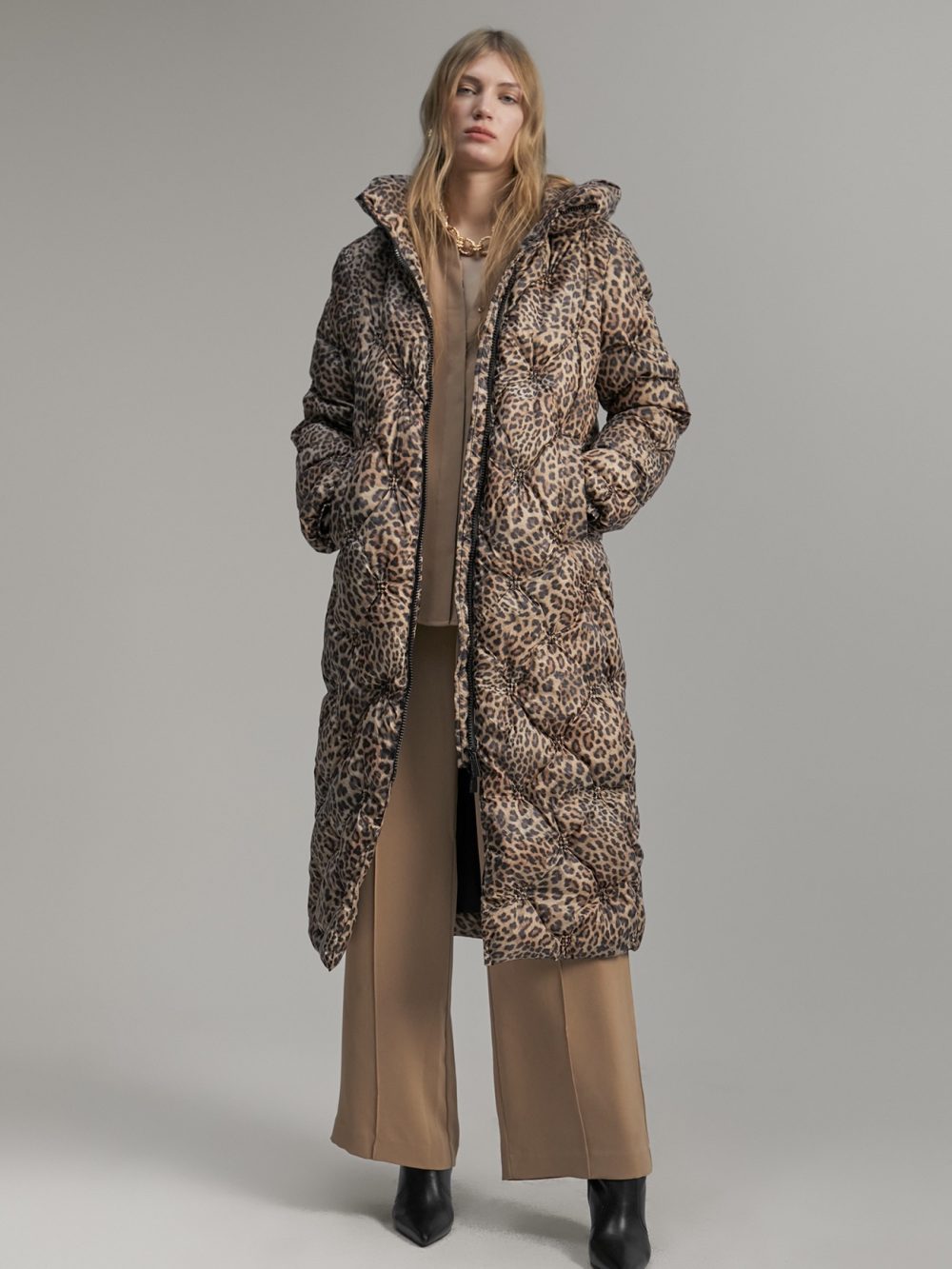 Puffer Coat With Contrast Lining