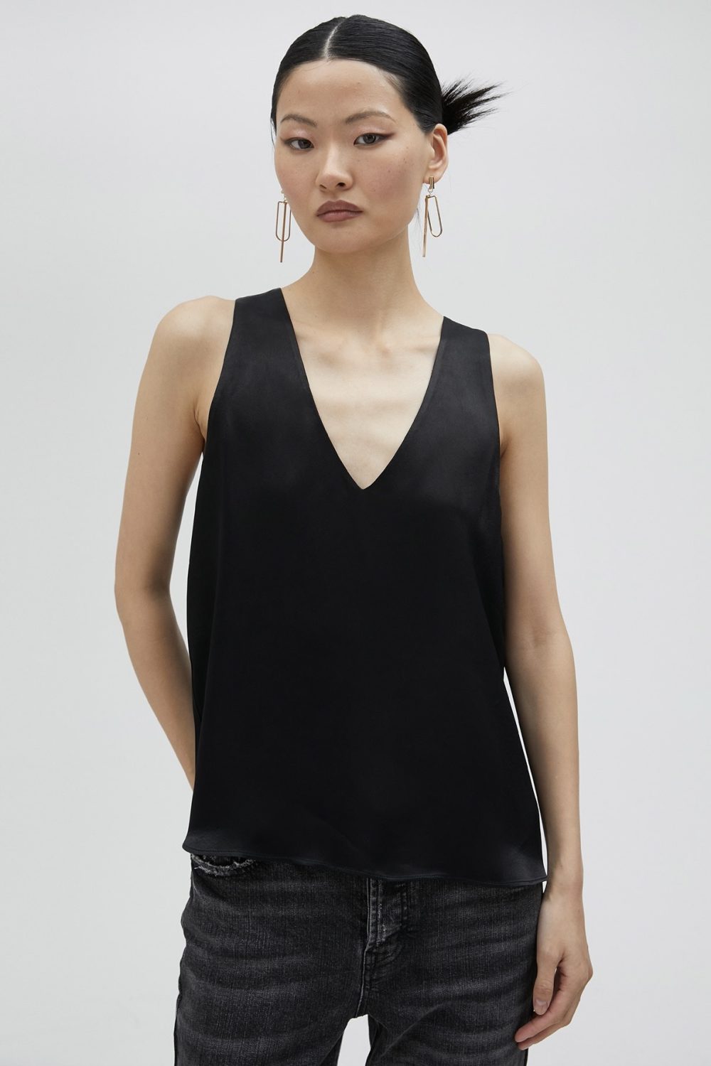 Basic Strappy Top Black