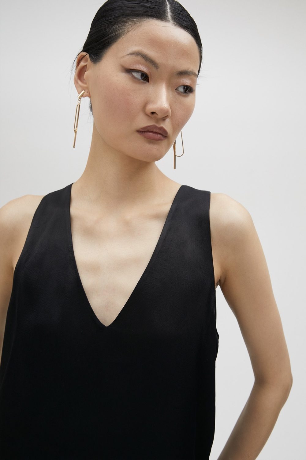 Basic Strappy Top Black