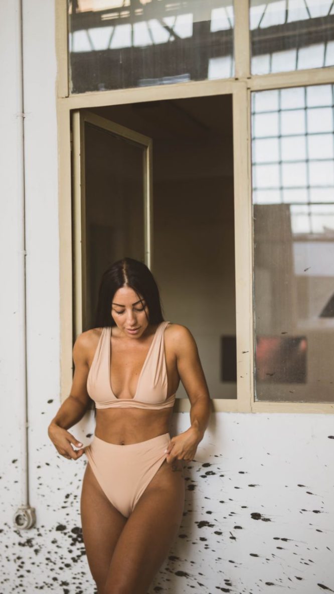 Nude Deep Band Plunge