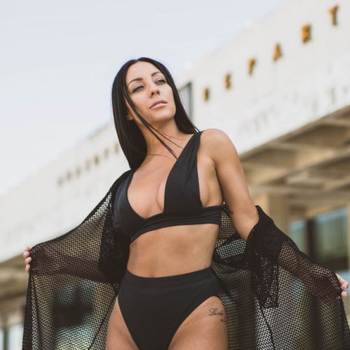 εικόνα_Viber_2021-08-04_11-46-22-505 Black Deep Band Plunge