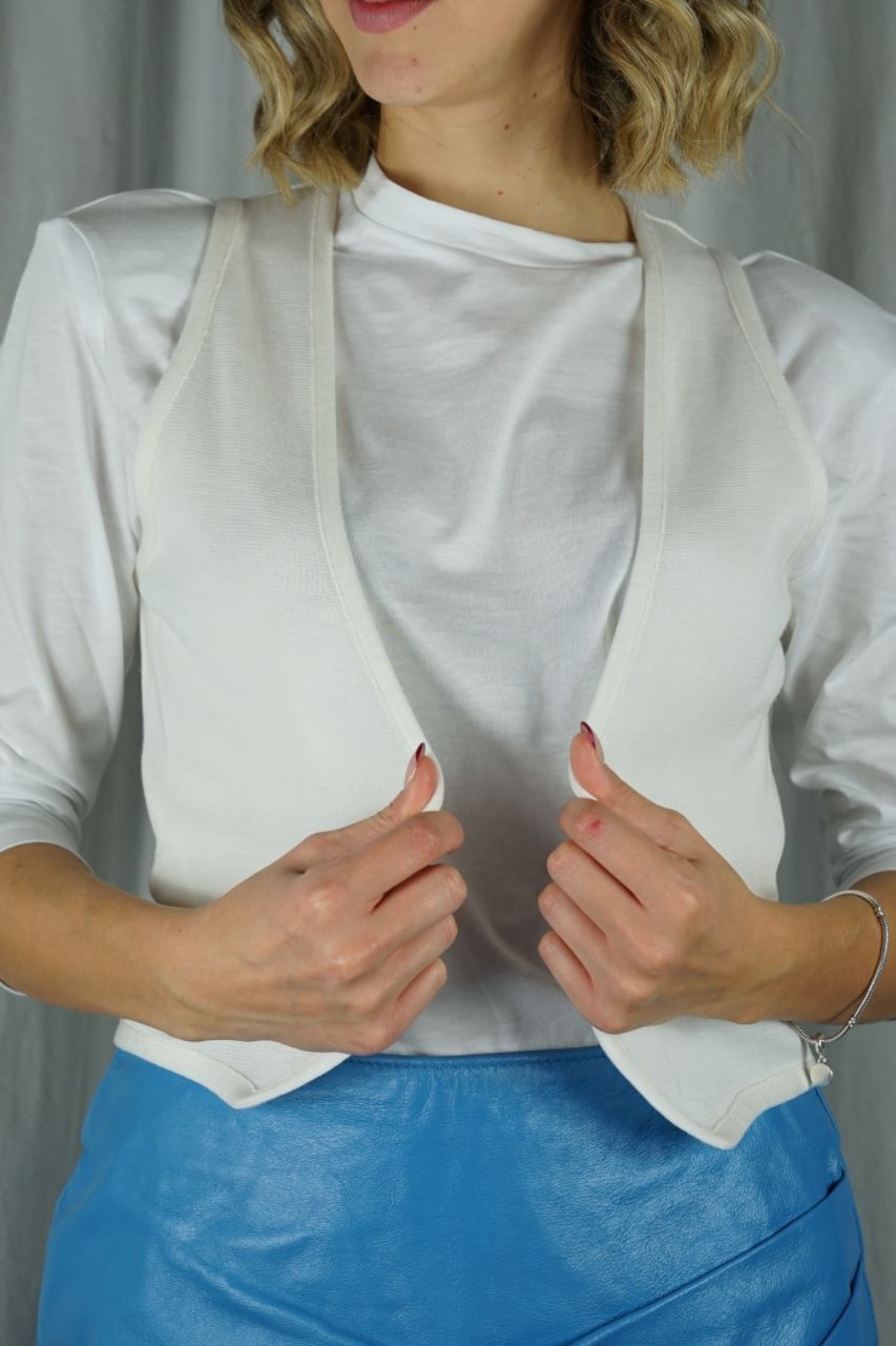 Off White Short Vest